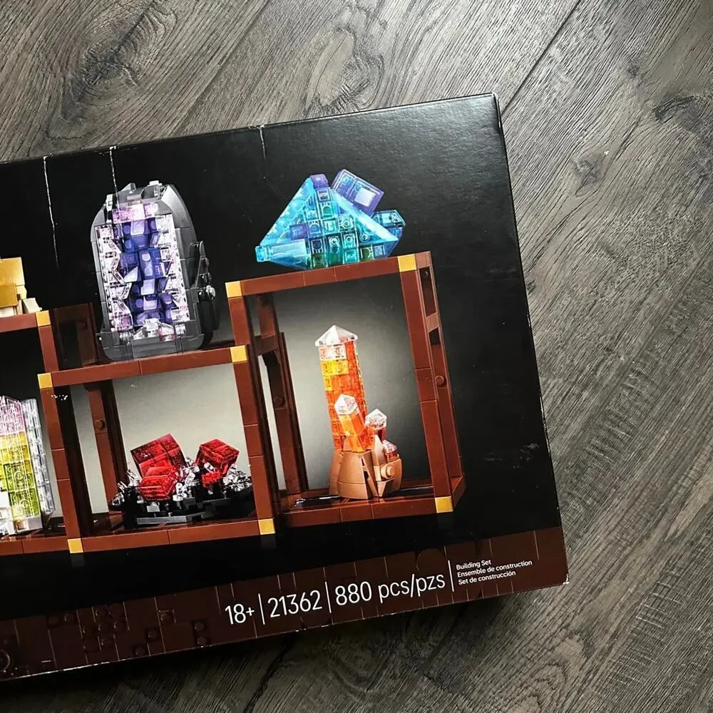 Rare Lego Ideas Set 21362 Mineral Collection